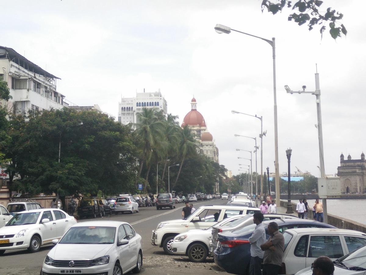 Strand Hotel, Colaba Bombaj Zewnętrze zdjęcie