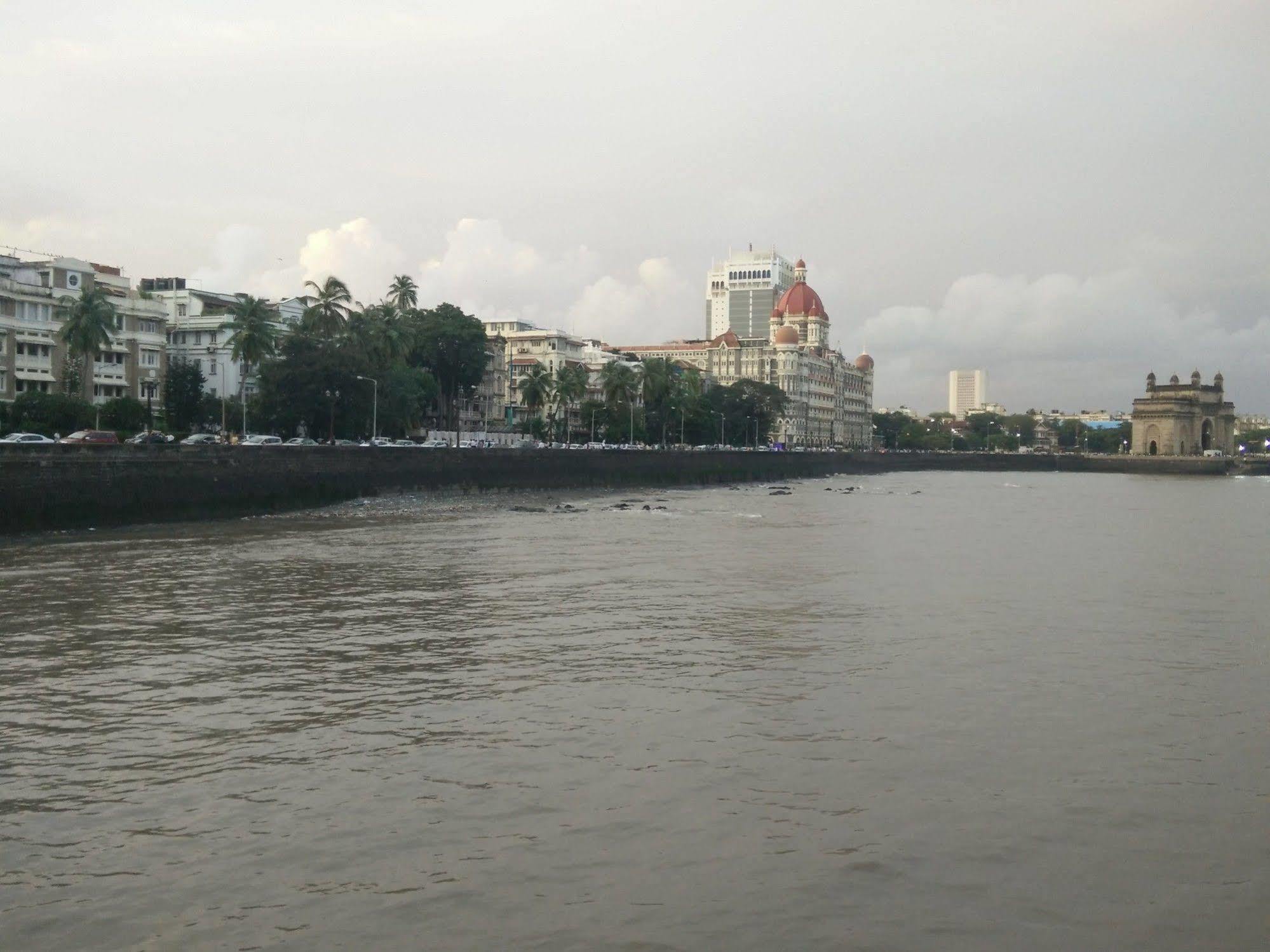 Strand Hotel, Colaba Bombaj Zewnętrze zdjęcie